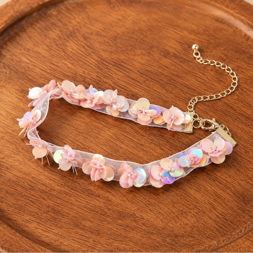 Vintage Iridescent Floral Sequin Choker Necklace Y2K Coquette Fairycore - Picture 2 of 3
